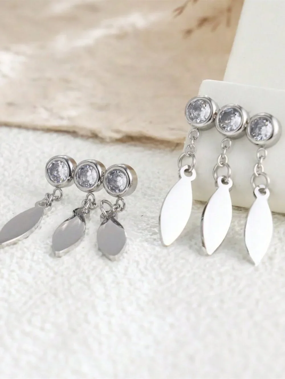 Women's  Sparkling Zirconia Decor Tassel Pendant Earrings